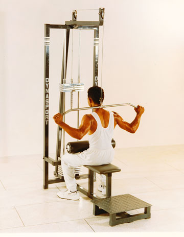 04LAT PULLDOWN MACHINE